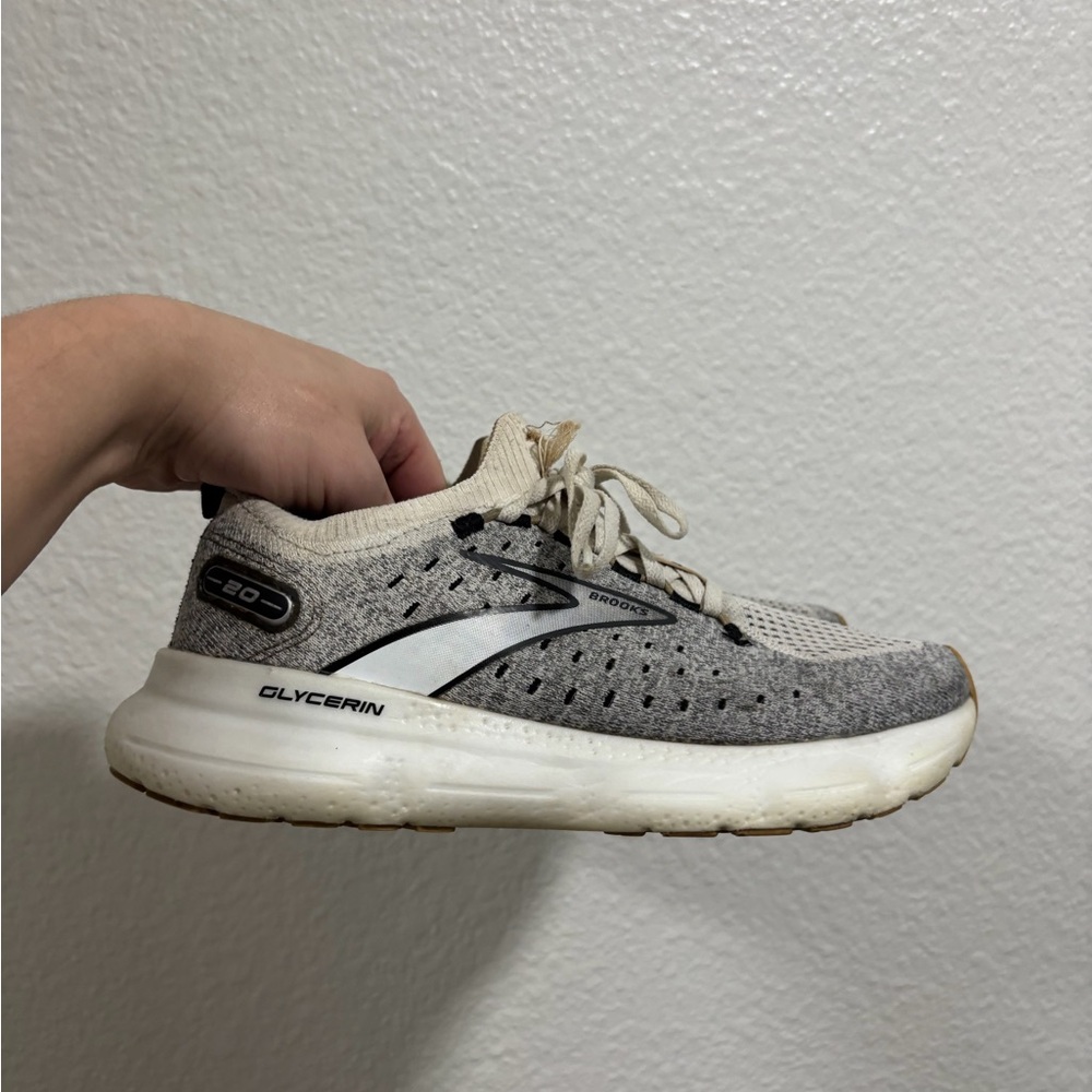 Brooks Glycerin 20 Neutral Running Shoe - Gray & White - Picture 6 of 9